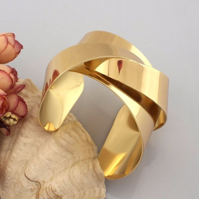 Make A Statement with this Unique Sophisticated Modern Sculptural Art Design Cuff Bracelets For Women Fashion in Gold or Silver Jewelry