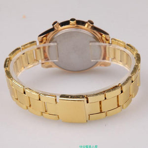 Happiness Chic Basics!  Luxury Fashion Geneva Brand Casual Watch Men Women Dress Quartz Wristwatches watches clock