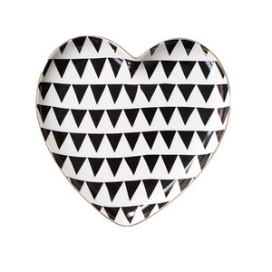 Nordic Modern Love gold-traced ceramics plate black and white heart-shaped breakfast plate fruit dessert plate tableware plates