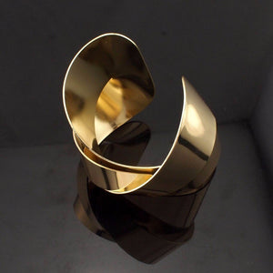 Make A Statement with this Unique Sophisticated Modern Sculptural Art Design Cuff Bracelets For Women Fashion in Gold or Silver Jewelry